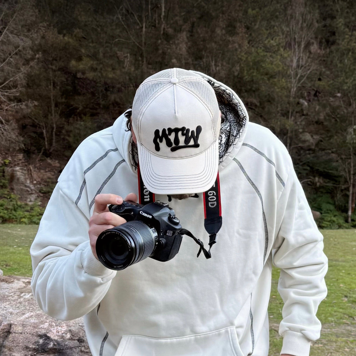 CREAM TRUCKER HAT