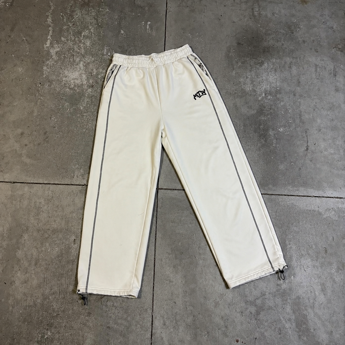FULL TRACKSUIT